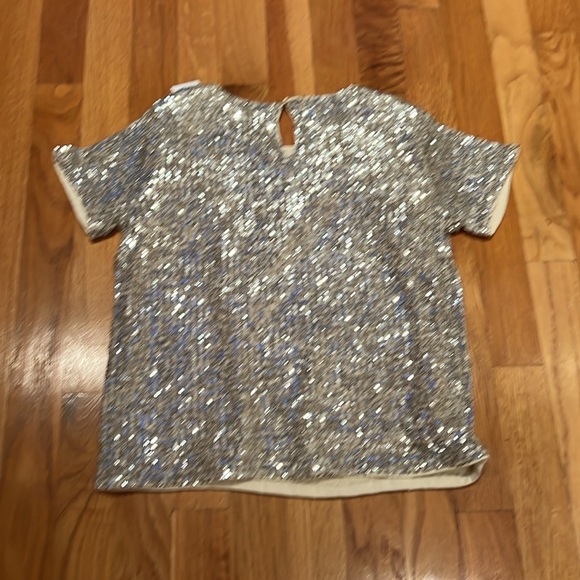 Girls fully lined silver sequin shirt with tags size 10 - Picture 4 of 4